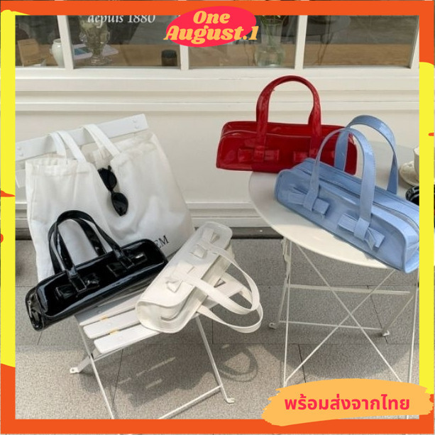 พร้อมส่งจากไทย กระเป๋าสะพายหนังแก้วทรงยาวเพิ่มความเก๋แต่งโบว์เบาๆ งานสวย S149