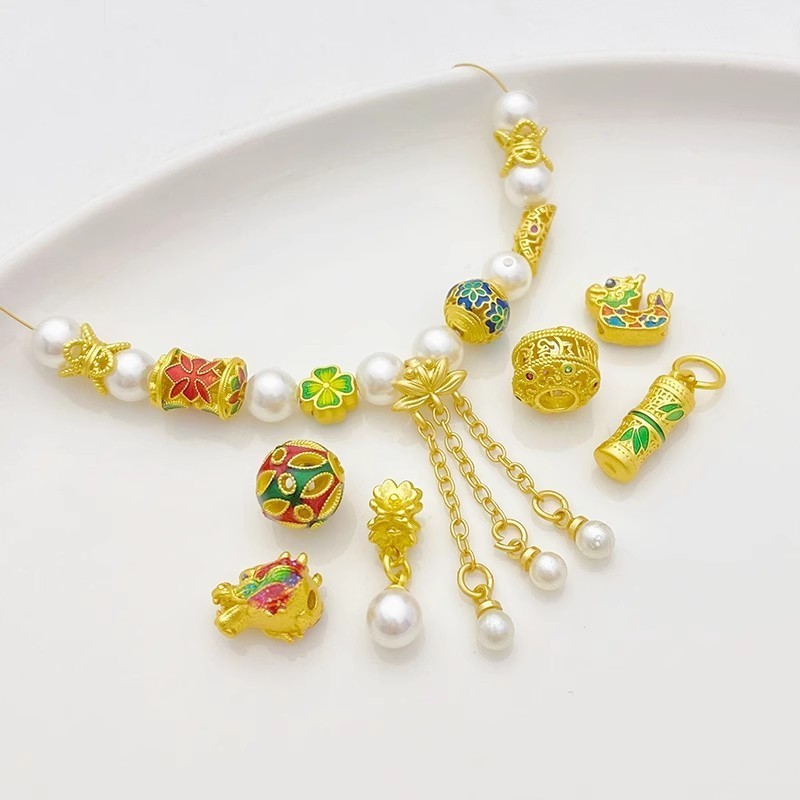 วิธีโบราณ Gold สีการเก็บรักษาหยดน้ํามัน Four-leaf Clover ดอกไม้ Spacer จี้ลูกปัด Handmade diy สร้อยข้อมือลูกปัดสร้อยคออุปกรณ์เสริมวัสดุ