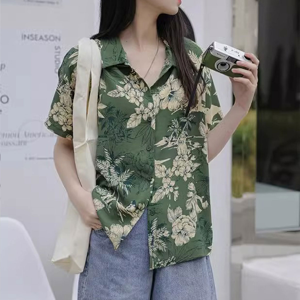 เสื้อเชิ้ตแขนสั้นปกโดลลี่ลายดอกไม้สำหรับแฟชั่น