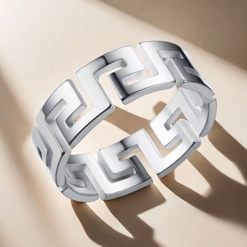 เครื่องประดับ สร้อยคอ จี้แหวนไทเทเนียม แบบกลวง สเตนเลส สไตล์วินเทจ คลาสสิก หรูหรา สําหรับทุกเพศ ทุกวัย - รูปที่ 3