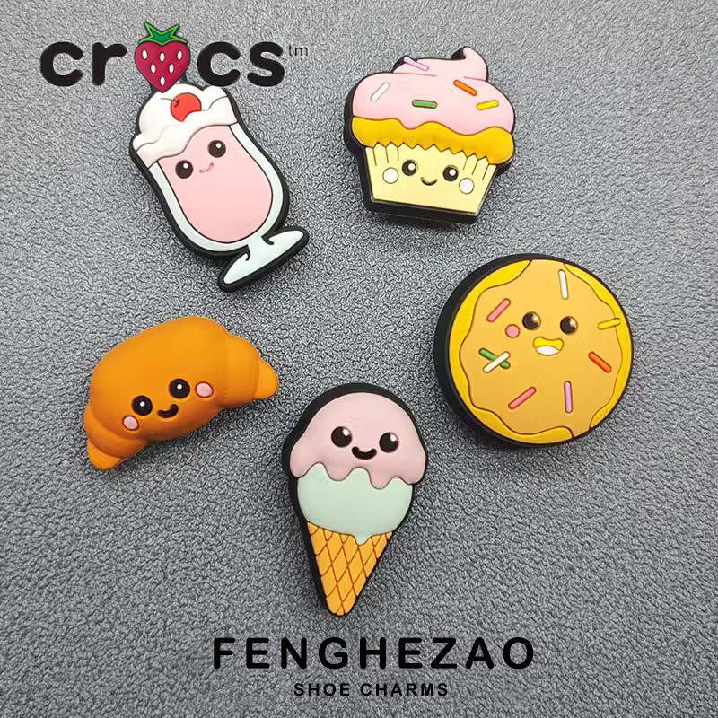 CROCS 2024 ใหม่รองเท้าหลุมอุปกรณ์เสริมรองเท้าแท้ดอกไม้ จระเข้ รองเท้าตกแต่งหัวเข็มขัดอุปกรณ์เสริมรองเท้าหัวเข็มขัดไอศครีมขนม ชุด