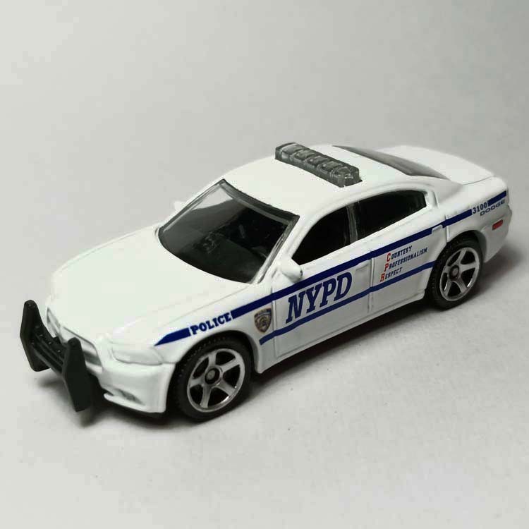 Matchbox MATCHBOX DODGE War Horse Police Car NYPD New York Rare White DODGE CHARGER