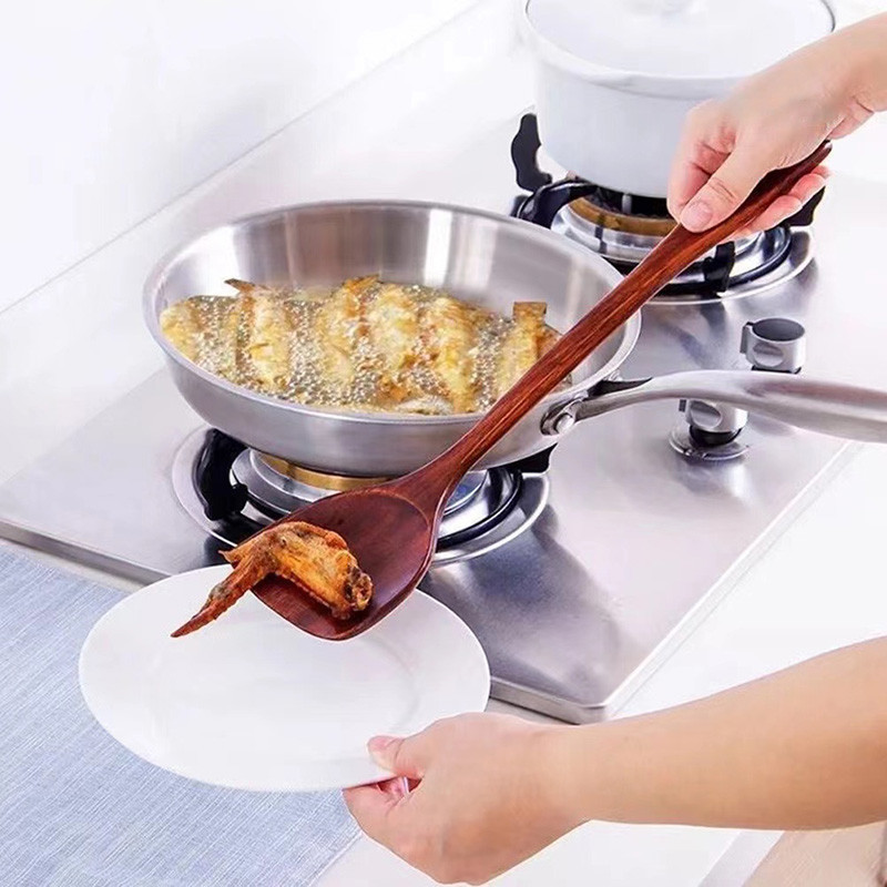 TT HOMEตะหลิวทำอาหาร ตะหลิวไม้ทนร้อน ไม่ละลาย ใช้กับกระทะเทฟล่อนได้ cooking spatula