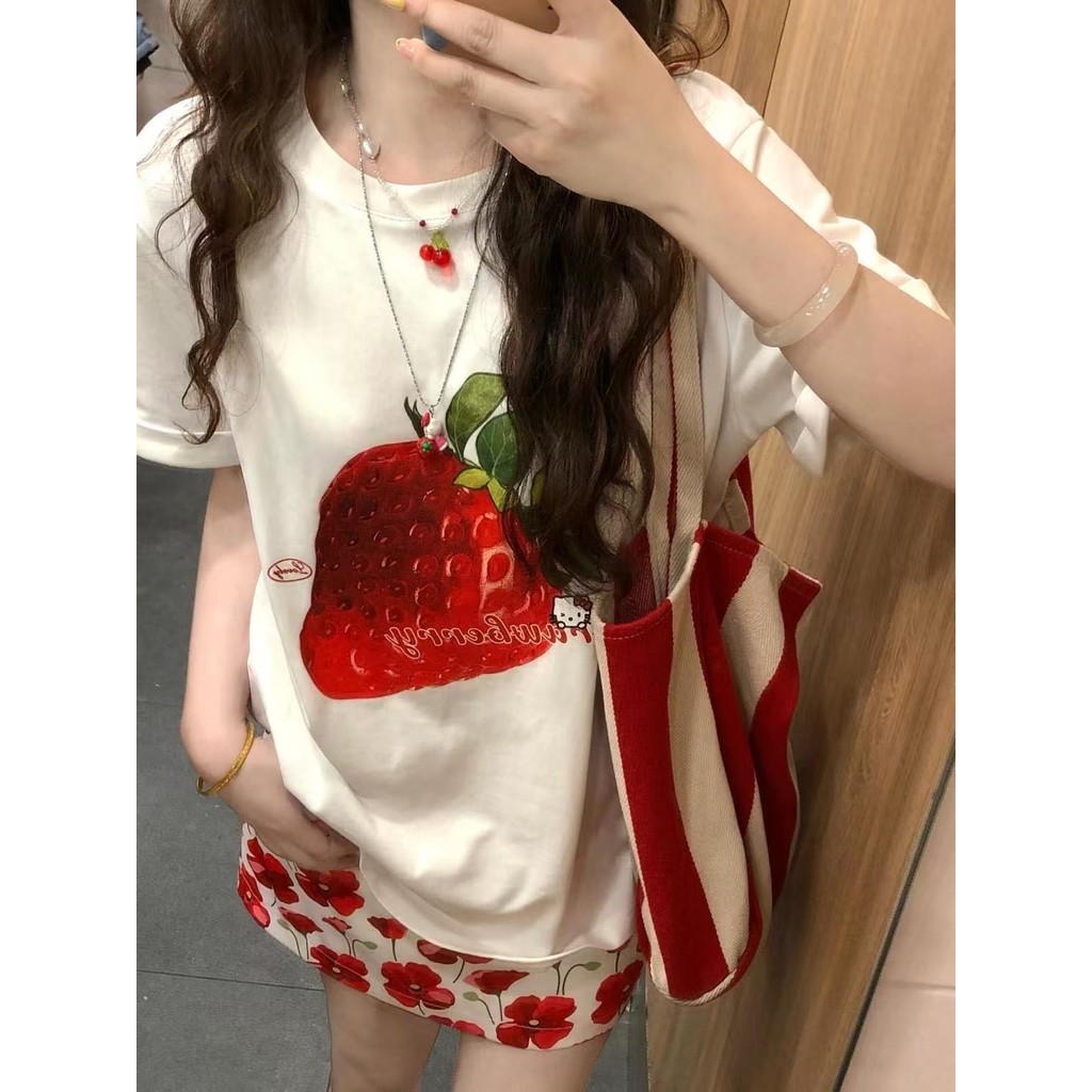 พร้อมส่ง สตอเบอร์รี่หวานๆ เสื้อยืดแขนสั้นพิมพ์ลาย ทรงหลวม สำหรับสาวๆ