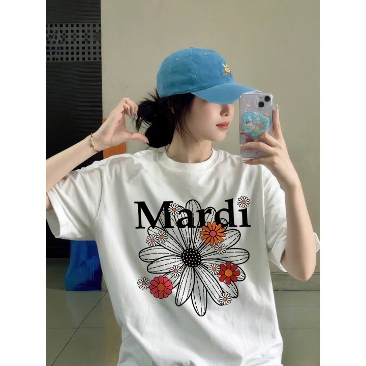 ( จัดส่ง 24 ชั่วโมง ) Maise Daisy พิมพ์ Cec Street ขนาดใหญ่หลวมเสื้อยืดผู้หญิง Ins สไตล์รอบคอครึ่งแข