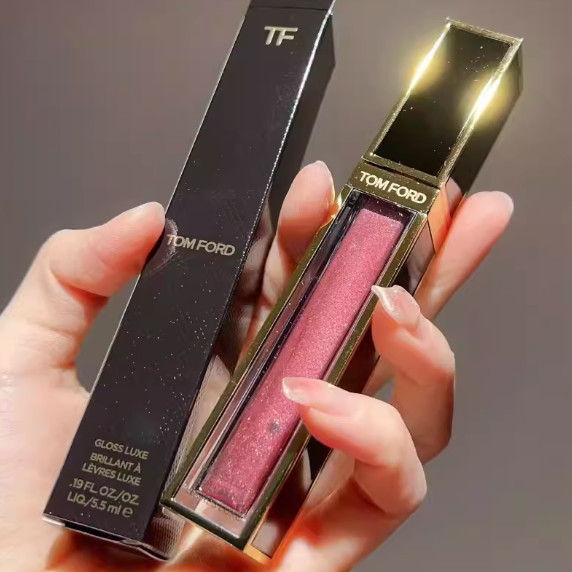 Tom Ford ลิปสติก เคลือบริมฝีปาก ให้ความชุ่มชื้น สีดํา สีทอง 5.5 มล.
