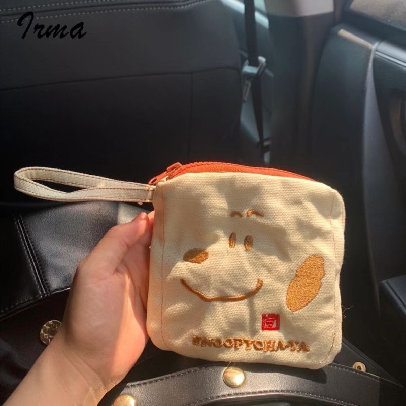 ใหม ่ เย ็ บปักถักร ้ อย Snoopy กระเป ๋ าผ ้ าใบความจุขนาดใหญ ่ กระเป ๋ าถือกระเป ๋ าเครื ่ องสําอาง