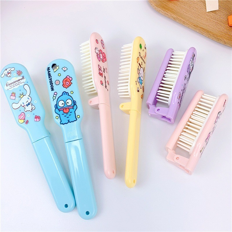 Sanrio แบบพกพาพับหวี Kuromi My Melody Cinnamoroll Hello Kitty Pom Pom Purin Pochacco นวด Hairdressing หวี