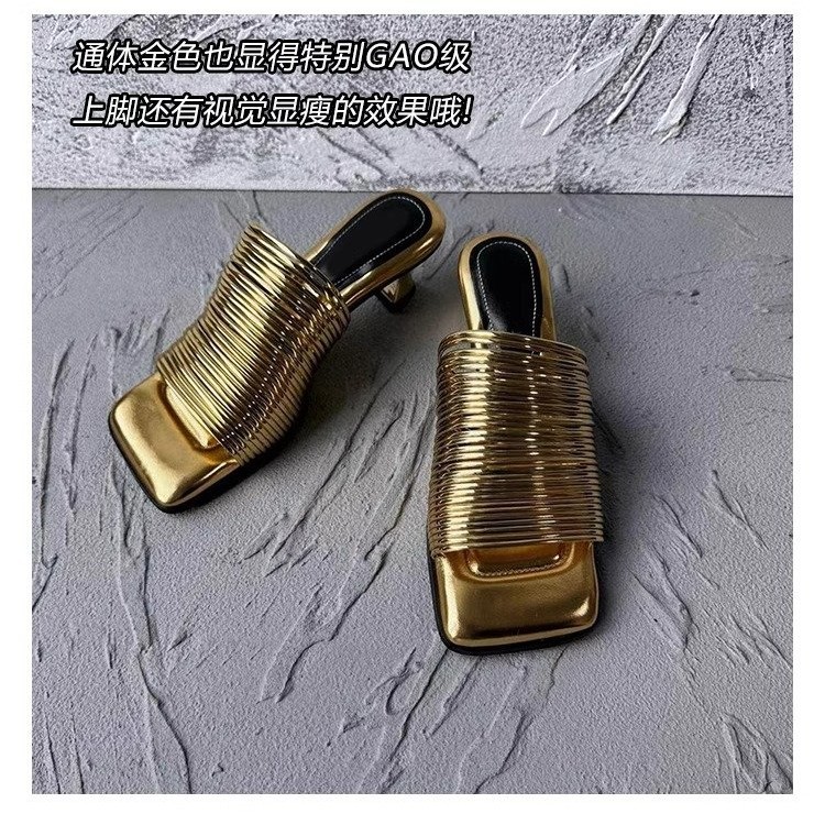 สแควร ์ Toe ส ้ นหนารองเท ้ าส ้ นสูงผู ้ หญิง Slip-On