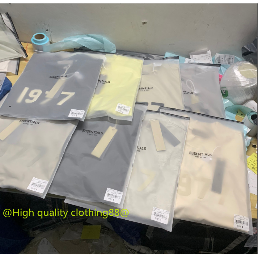 ******* Fog essentials 1977 Flocking เสื้อยืดแขนสั้น