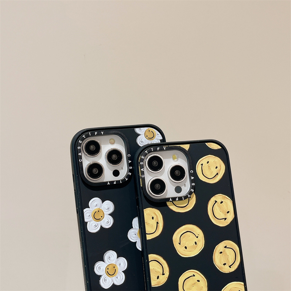 Casetifg Smile ดอกไม้รูปแบบคุณภาพสูง Matte Magnetic เคสโทรศัพท์พร้อมกล่องสําหรับ iPhone 16 13 14 15 Pro Max 16Plus ด้านข้างซิลิโคนกันกระแทกปลอก Anti Drop Frosted Hard Cover - รูปที่ 5