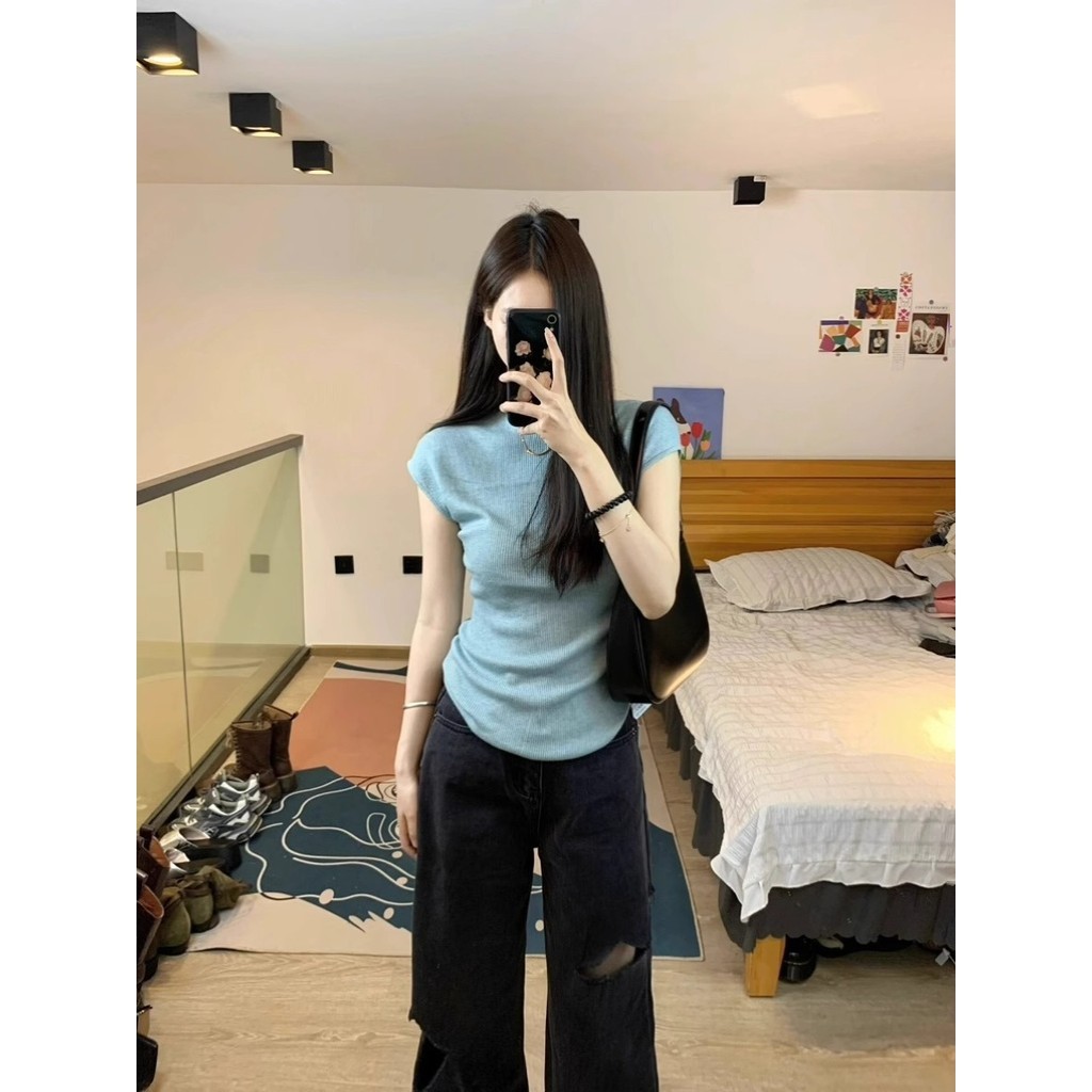 Kii Wii ฤดูร ้ อนเกาหลีคอกลมสีทึบอเนกประสงค ์ Slim Fit เสื ้ อยืดแขนสั ้ นผู ้ หญิง 240604