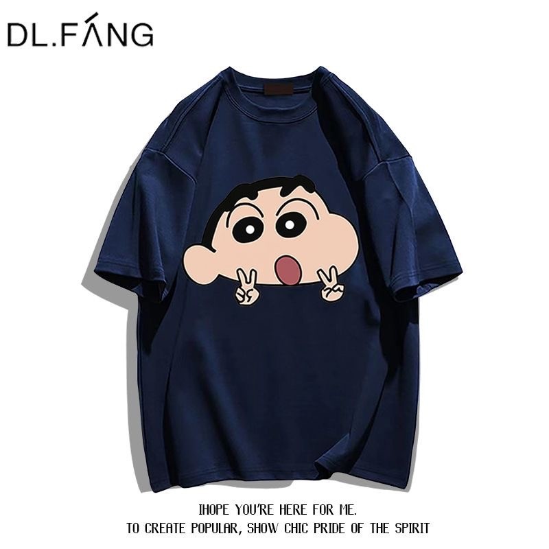 NEW🎨ไซซ์ M-8XL🎨เสื้อโอเวอร์ไซส์ เสื้อคู่ สไตล์เกาหลี แขนสั้น เสื้อยืดสกรีนตัวหนังสือ การ์ตูน Crayon Shin chan แฟชั่นฮิปฮอป