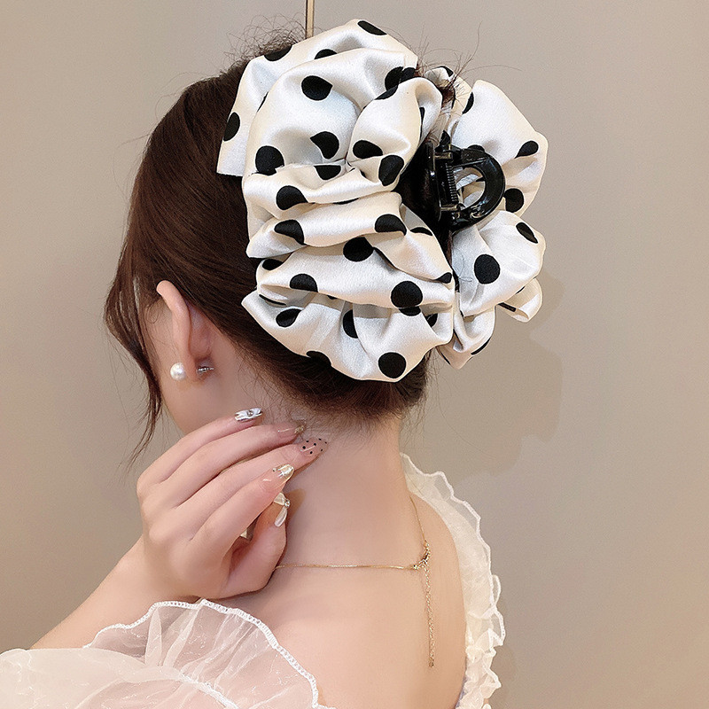 French Polka Dot Cloud ขนาดใหญ่คว้าคลิปสไตล์ใหม่ Bubble High-End Bow กิ๊บติดผมด้านหลังหัว Shark คลิปอารมณ์ All-Match อุปกรณ์เสริมผมผู้หญิง