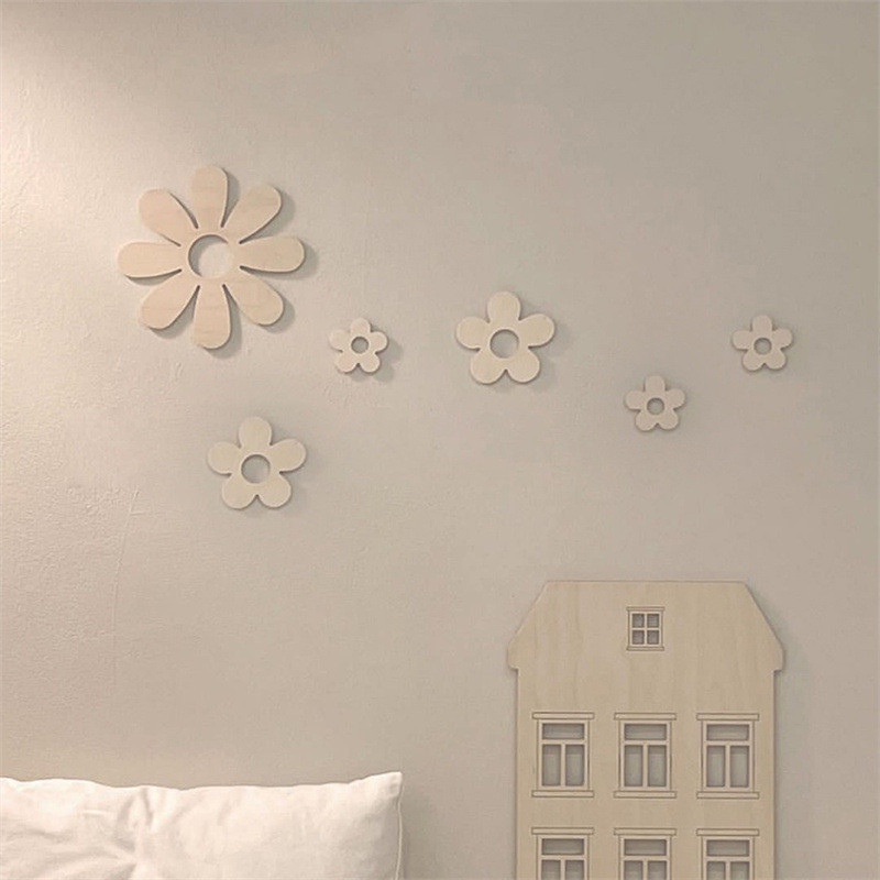 ชุดหกชิ้น INS ตกแต่งผนังห้องเด็กสไตล์นอร์ดิก ดอกไม้เล็กสด ผนังแขวน สติ๊กเกอร์ติดผนัง การจัดฉาก ห้องนอน