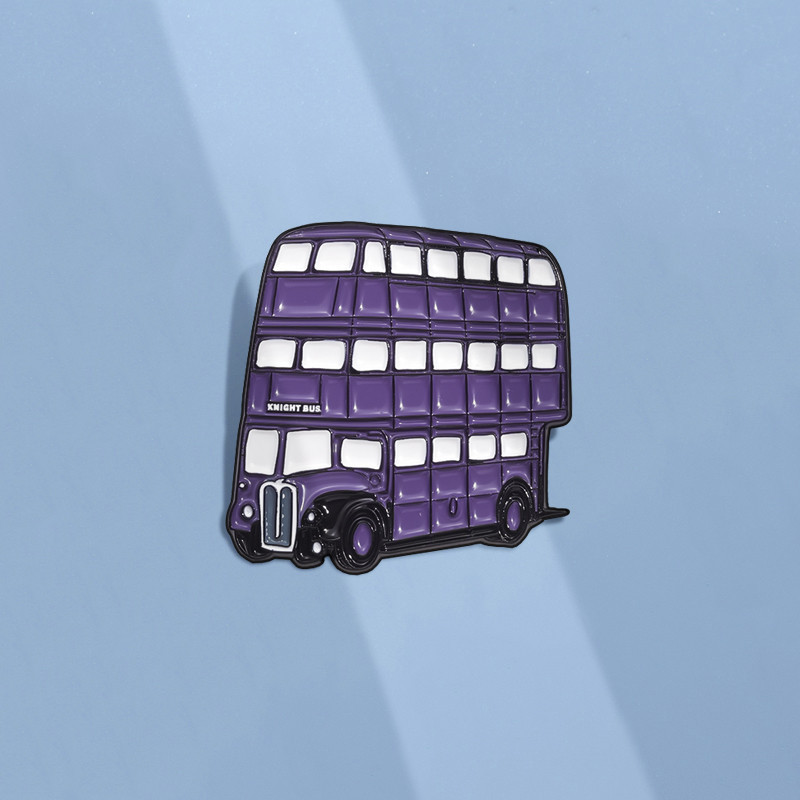 คลาสสิก Magic School Bus เข็มกลัดการ์ตูน Magic Movies Pins ป้ายโลหะ Pin เครื่องประดับของขวัญสําหรับเ