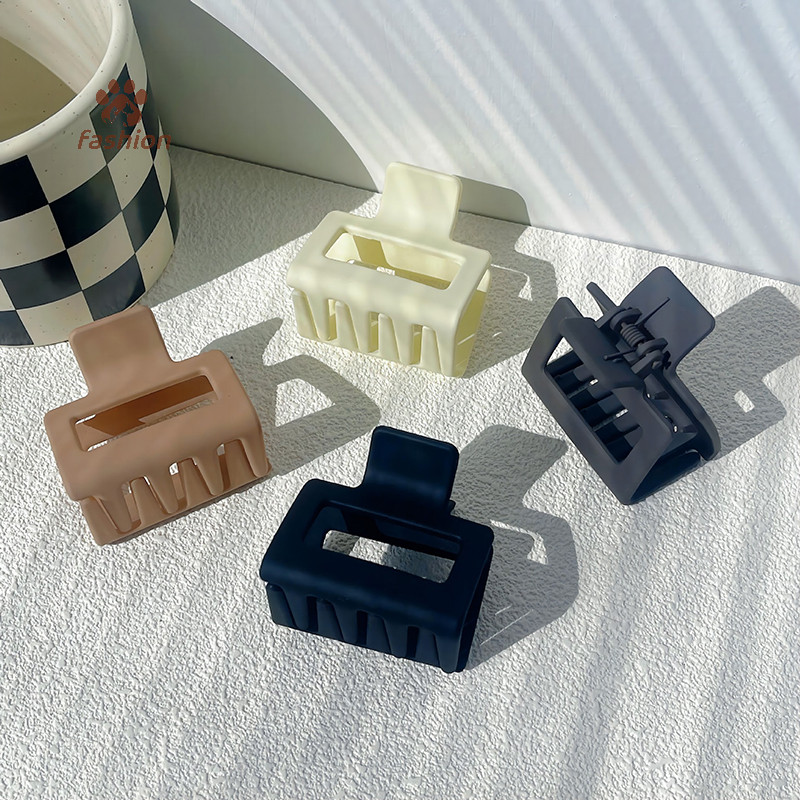 [แฟชั่น] แฟชั่น Simple Square Matte Geometry กิ๊บติดผมขนาดเล็กสําหรับผู้หญิงสาว Elegant Hairpin คลิปฉลาม Headwear เครื่องประดับผม {TH}