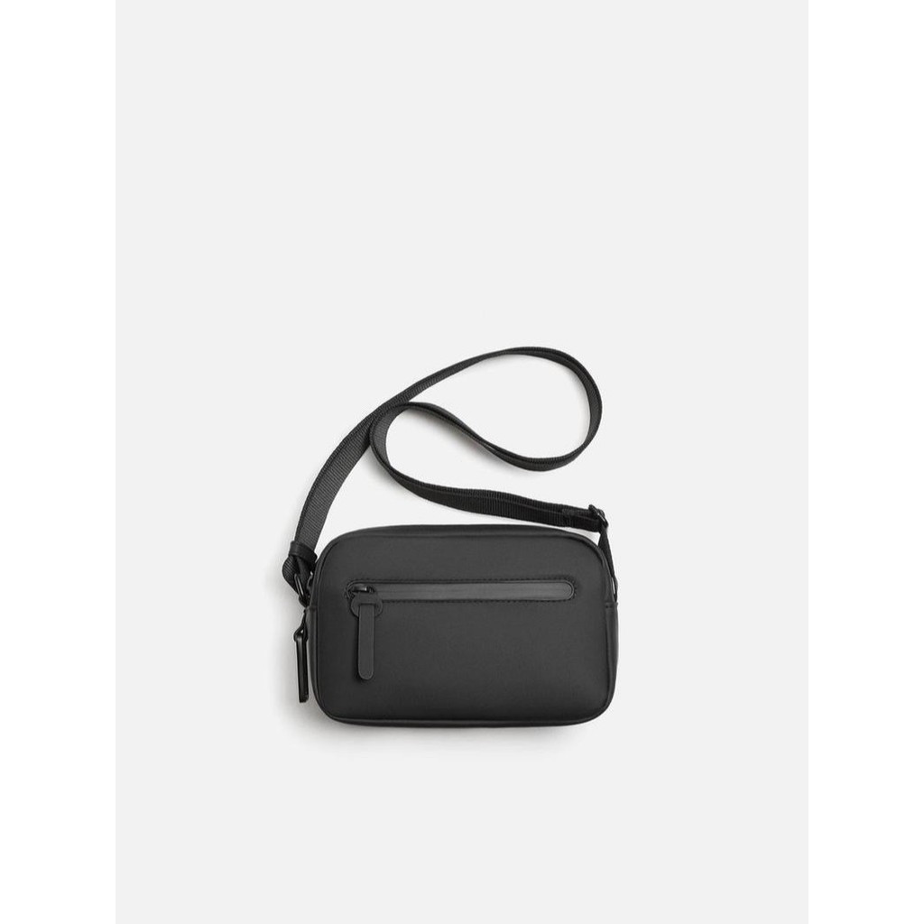Zara กระเป๋าผู้ชายยางสีดํา Mini Shoulder Casual Crossbody กระเป๋าแฟชั่นและอเนกประสงค์กระเป๋าสี่เหลี่