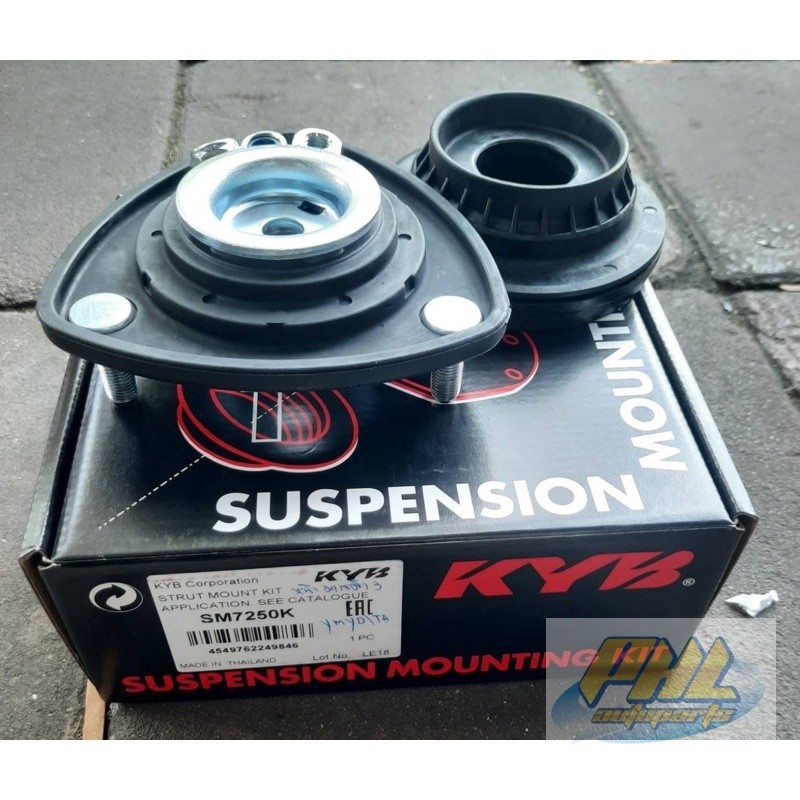 KYB ยางเบ้าพร้อมลูกปืนโช๊คอัพหน้า mazda2 sky cx3 cx5 mazda3 skyactive ปี2014-2018