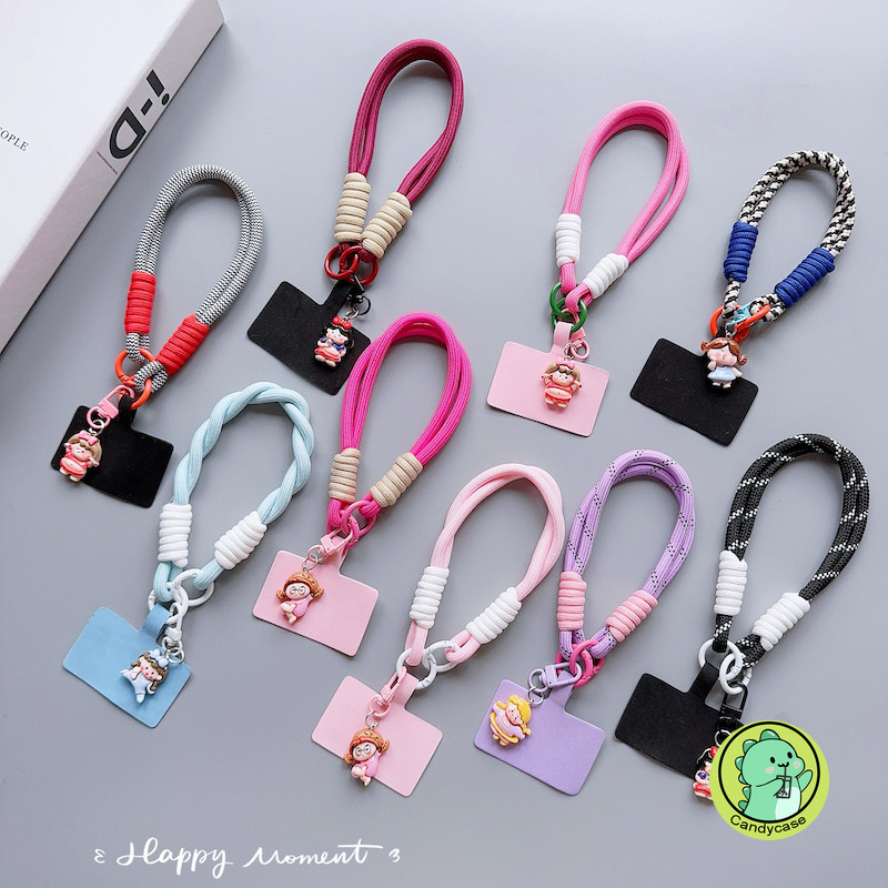 สายคล้องโทรศัพท์น่ารัก พร้อมจี้ห้อย แบบพกพา เชือกบิด ป้องกันการสูญหาย จี้แฟชั่น และแข็งแรง สายคล้องข้อมือสั้น เคสโทรศัพท์มือถือ