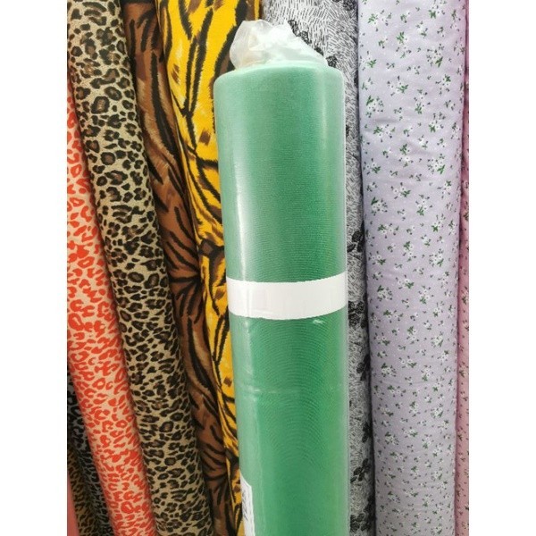 ยกม้วนราคาถูก  ผ้าแพร ผ้า3สี 7สี ผูกศาล ตกแต่งชุด ตัดคลอสเพลย์