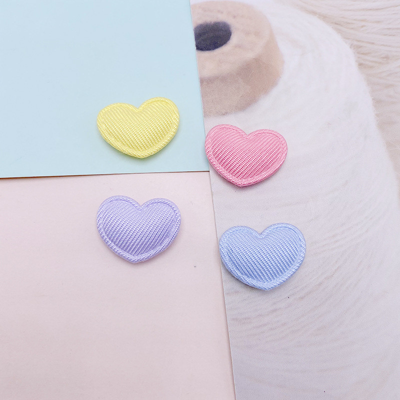 50 ชิ้น/ล็อต 17*15 มม.เบาะ Glitter ผ้าหัวใจ Appliques สําหรับ DIY หมวกเสื้อผ้ากางเกงขายาวอุปกรณ์เย็บผ้า Headwear ตกแต่งแพทช์ - รูปที่ 4