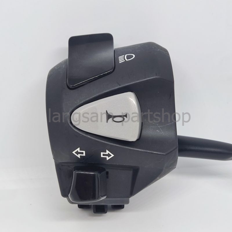 LEFT HOLDER SWITCH ใหม่ VARIO 125 150 35200-K59-A71