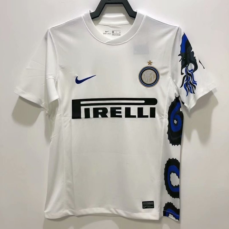 2010 Inter Milan away เสื้อแจ็คเก็ตแขนสั้นย้อนยุค เสื้อฟุตบอลคุณภาพสูง AAA