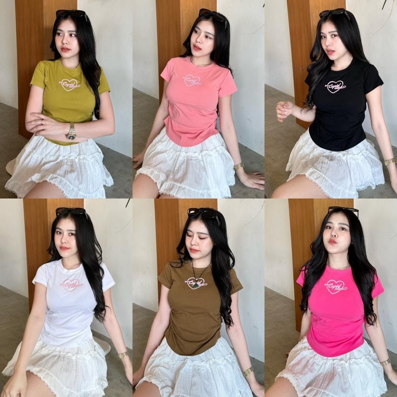 เสื้อยืดผ้ายูนิ ใส่แล้วพรางหุ่น สกรีนหัวใจน่าร้าก  ทรงสวย แต่งย่นข้าง ผ้ายืดเยอะมากใส่สบาย ใส่ได้ทุกโอกาส พร้อมส่ง