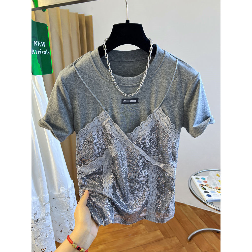 เสื้อยืดแขนสั้นลายปักลูกไม้ ทรงเข้ารูป สบายๆ