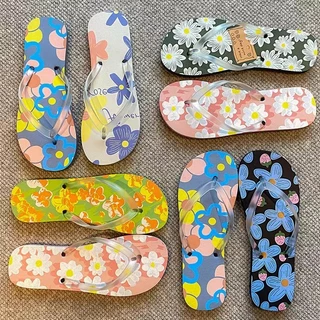 🍓EnJoy🍓 พร้อมส่ง (LT-FWR) รองเท้าแตะหูคีบ ดีเทลลายดอกไม้ เดินชายหาดใส่สบาย