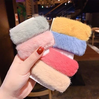 🇹🇭พร้อมส่งในไทย🇹🇭 กิ๊บติดผม รูปตุ๊กตา ผ้ากํามะหยี่ขนนิ่ม สีแดง สําหรับผู้หญิง