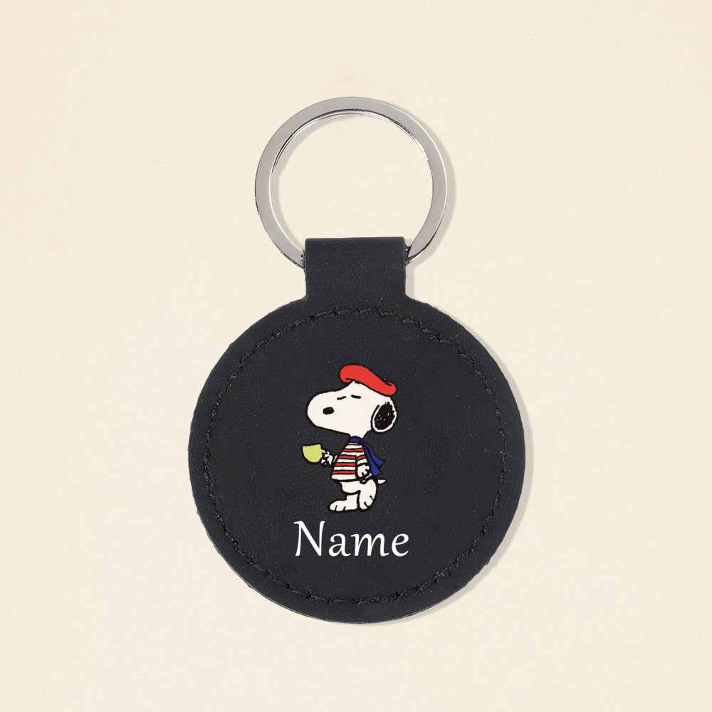 Snoopy พิมพ์การ์ตูนที่กําหนดเองชื่อ PU พวงกุญแจหนัง Circulaire พวงกุญแจพวงกุญแจรถเครื่องประดับกระเป๋าอุปกรณ์เสริมของขวัญที่กําหนดเองที่ดีที่สุด - รูปที่ 5