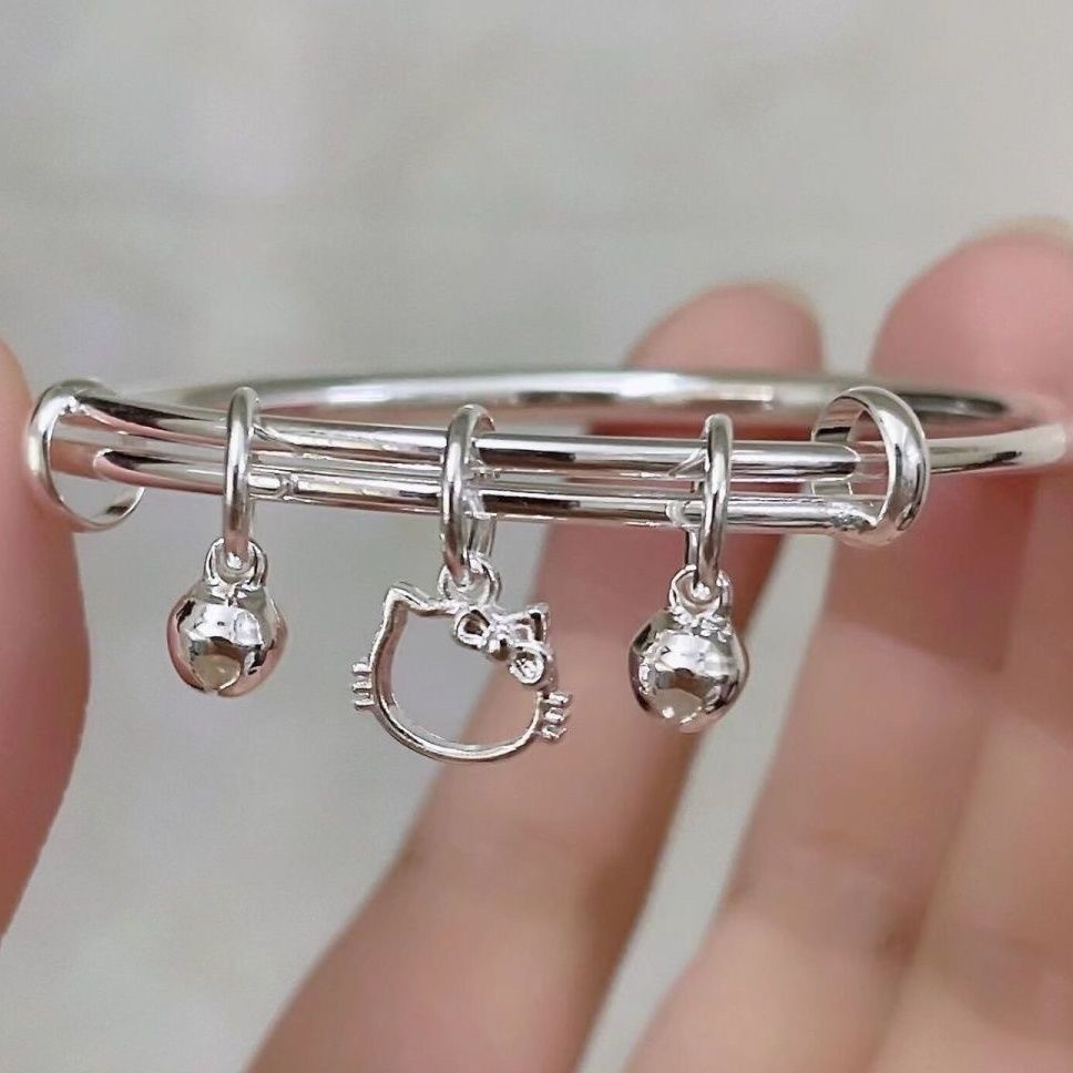 สร้อยข้อมือชุบเงิน น่ารัก ดีไซน์ระดับไฮเอนด์ สร้อยข้อมือนำโชคที่ทันสมัย ​​เครื่องประดับสำหรับผู้หญิง