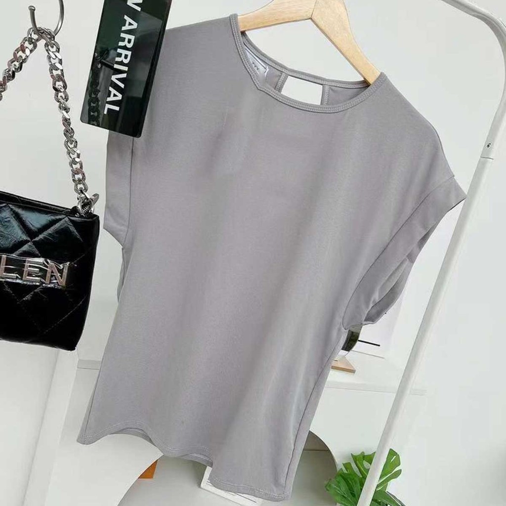 เสื้อยืดแขนล้ำ คอกลม ทรงสวย ผ้านุ่มหนากำลังดี ได้ทั้งลุคสบายๆ - รูปที่ 2