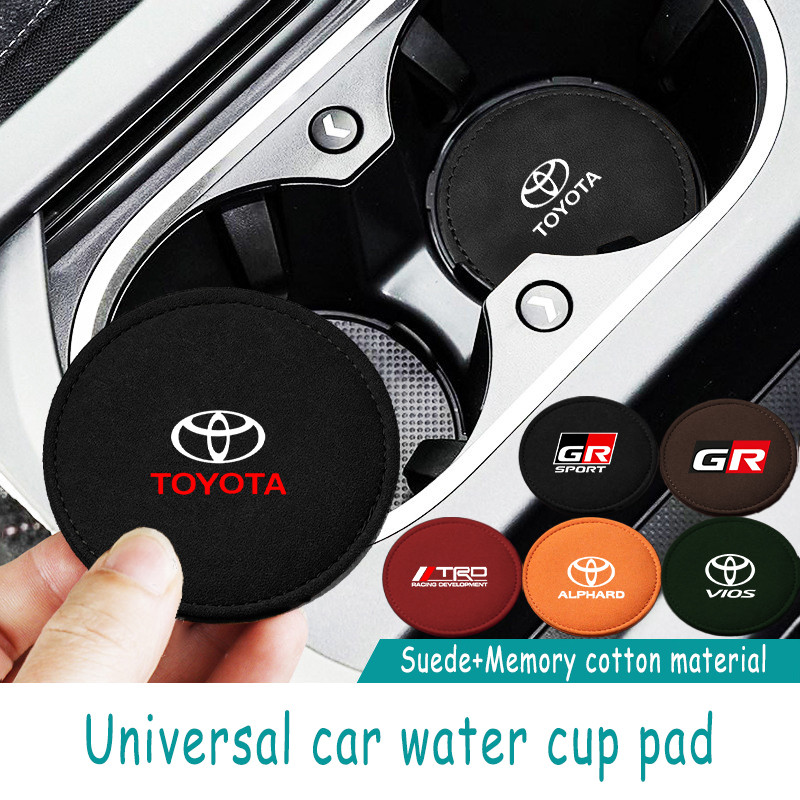 Toyota รถถ้วยรองแก้วหนังนิ่มเดินทางรถถ้วยรองแก้วแทรกเสื่อกันลื่น Toyota Prius Fortuner Corolla Cross CHR Camry Wish Vios Veloz Estima Sienta Yaris Ativ Altis Hilux Revo bZ4X Hiace