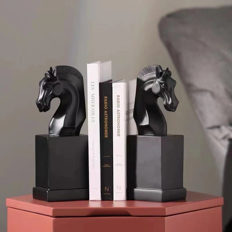 Homlife ม้า ตกแต่งบ้าน วางหนังสือ ลายหินอ่อนของแต่งบ้าน เสริมฮวงจุ้ย Modern Décor Item สีขาว สีดำ หินอ่อน - MH259