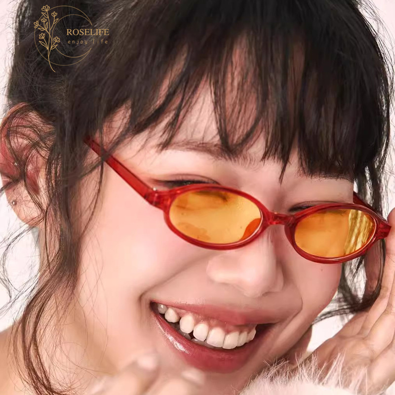 Roselife Y2K Retro แว่นตาแฟชั่นสีแดงรูปไข่ สําหรับผู้หญิง ป้องกันรังสี เหมาะกับชายหาดและวันหยุด