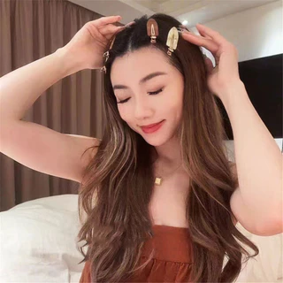 ฝรั่งเศสที่เรียบง่ายแต่งหน้าที่ไร้รอยต่อกิ๊บสําหรับผู้หญิงฤดูใบไม้ผลิระดับไฮเอนด์ด้านผมหักเรียบกิ๊บ ใบเรียกเก็บเงินเป็ด คลิป