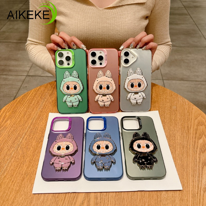 การ์ตูนน่ารัก LaBuBu Mirror Holder Casing สําหรับ iPhone 16e 16 Pro Max 15 14 Plus 13 12 Mini 11 Pro