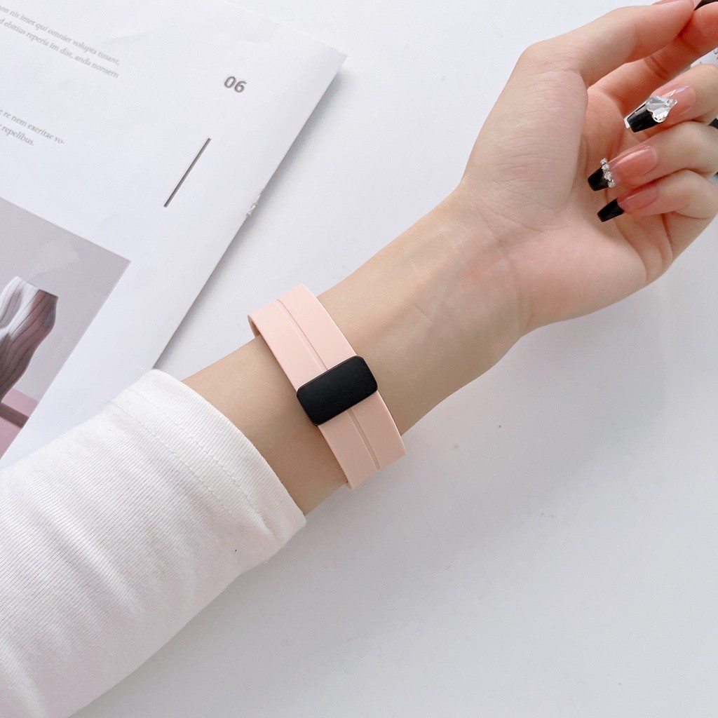 18 มม.ซิลิโคนแม่เหล็กสายคล้องคอสําหรับ Garmin Venu 3s Venu 2s 40 มม./Forerunner 255S 265S/vivomove3S/Vivoactive 4s/Active S Soft Candy สีนาฬิกาสร้อยข้อมือกีฬา Loop