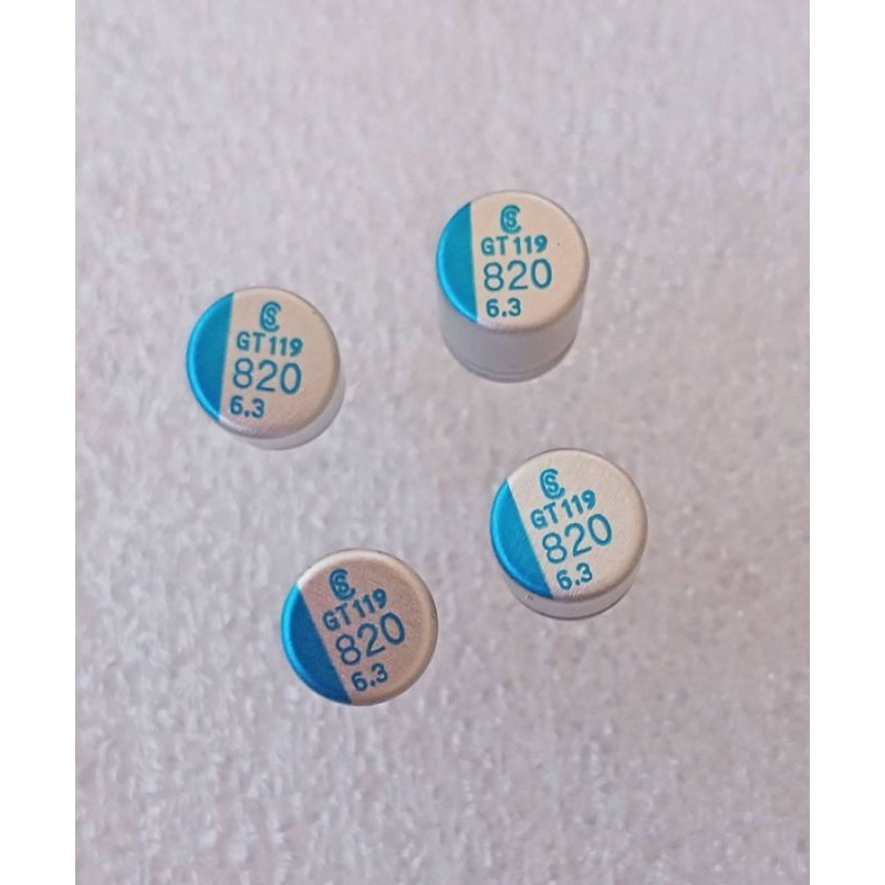 คาปาซิเตอร์ 820UF 6.3V  C820UF 6.3V ตัวสีเงินแถบสีฟ้าขนาด 8x12mm. ของใหม่(10ตัว) C820UF 6.3V C820UF 