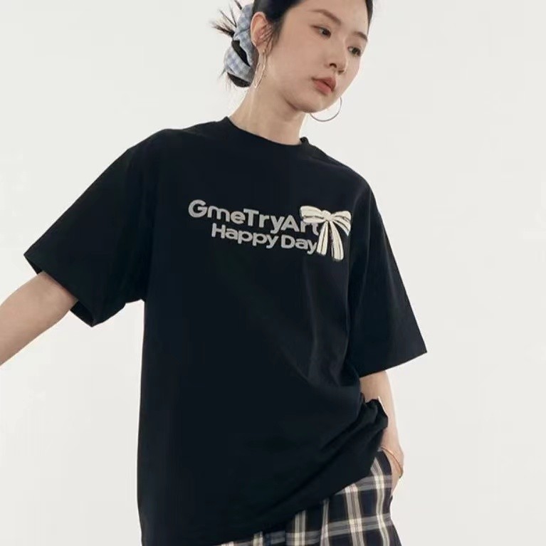 พร้อมส่ง เสื้อยืดผู้หญิง แขนสั้น คอกลม พิมพ์ลาย สีพื้นและหลากสี ใส่ลำลอง แฟชั่นสไตล์เกาหลี