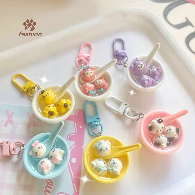 [แฟชั่น] Sanrio Rice Ball Bowl พวงกุญแจ Kuromi Melody Pochacco Cinnamoroll จี้พวงกุญแจกระเป๋าเป้สะพายหลัง Ch อุปกรณ์ตกแต่งรถยนต์อุปกรณ์เสริม {TH}