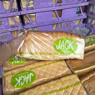 ขนมปังกะโหลก JACK ( ยกลัง 10 แพค ) สำหรับปิ้งนึ่งส่งของทุกวัน ***อาจได้แพคเกจถุงเขียวและถุงม่วงไม่มีผลต่อตัวขนม***