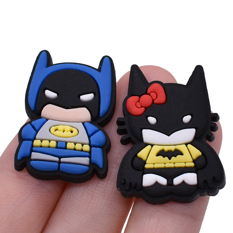 Jibbitz Crocs รองเท้าลายการ์ตูนน่ารัก Batman Series เหมาะสําหรับรองเท้าแตะ Crocs