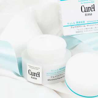 Curel Intensive Moisture Care Facial Cream 40g ครีมบำรุงผิวหน้าอย่างล้ำลึก สำหรับผิวบอบบางแพ้ง่าย.