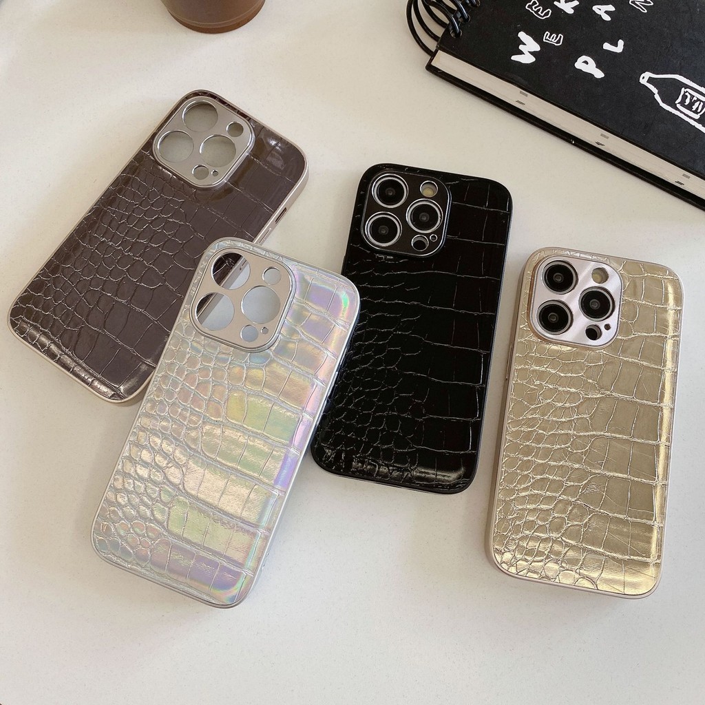 รูปแบบจระเข้ที่มีสีสัน Fine Hole เคสโทรศัพท์ iPhone 11 12 13 14 15 PRO MAX 14plus 15plus x/xs xsmax xr หนังป้องกันกรณีเคสโทรศัพท์
