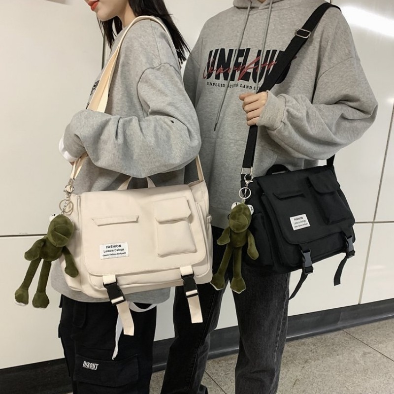Minimalist Casual กระเป๋าสะพายข้างแฟชั่นกระเป๋าพร็อพนักเรียน - รูปที่ 6