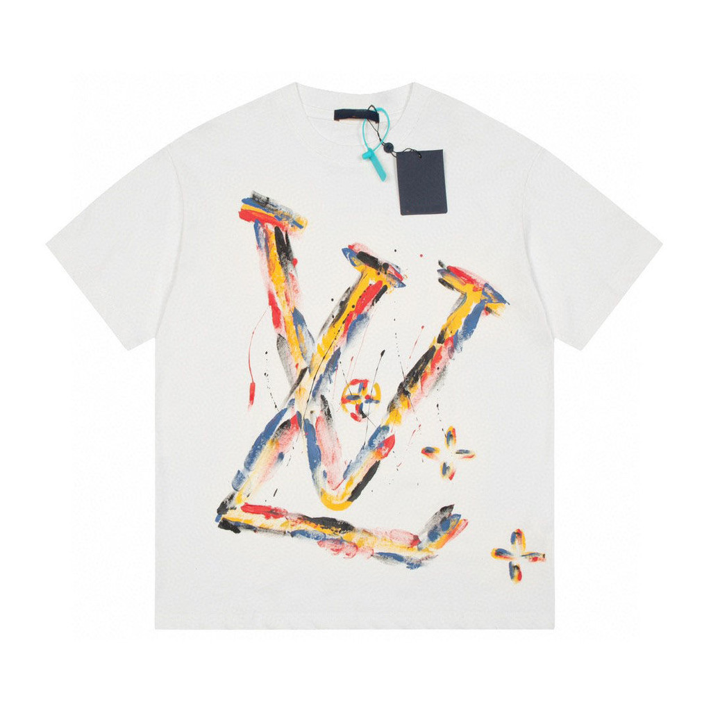 เสื้อยืดแขนสั้น พิมพ์ลายกราฟฟิติ L1V ทรงหลวม คุณภาพสูง เข้ากับทุกการแต่งกาย เหมาะกับฤดูใบไม้ผลิ และฤดูร้อน สําหรับผู้ชาย และผู้หญิง